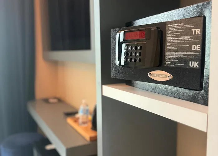 Loft Airport 호텔 3*